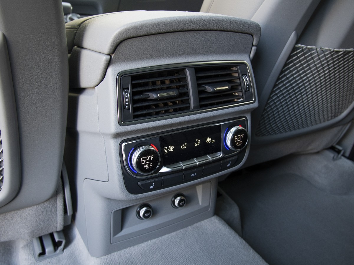 22 2018 Audi Q7 Bb