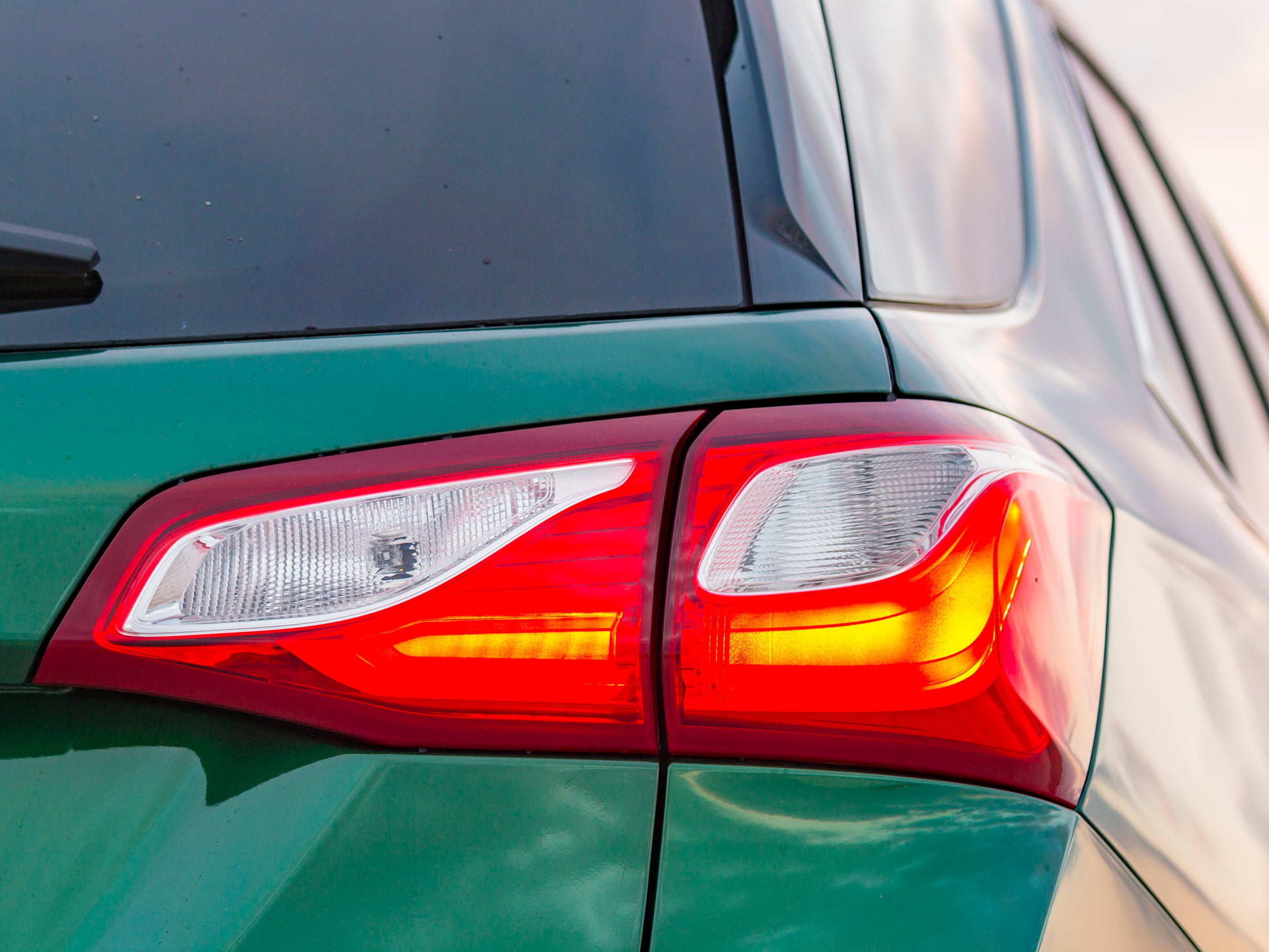 23 2018 Chevrolet Equinox Turbo Exterior KBB