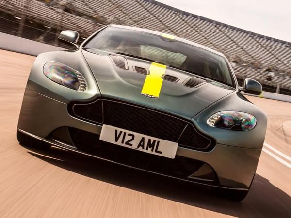 23 2018 Aston Martin V12 Vantage Amr