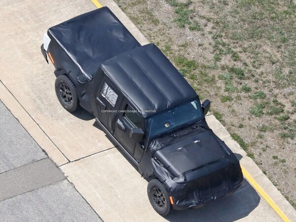 23 2019 Jeep Wrangler Pickup