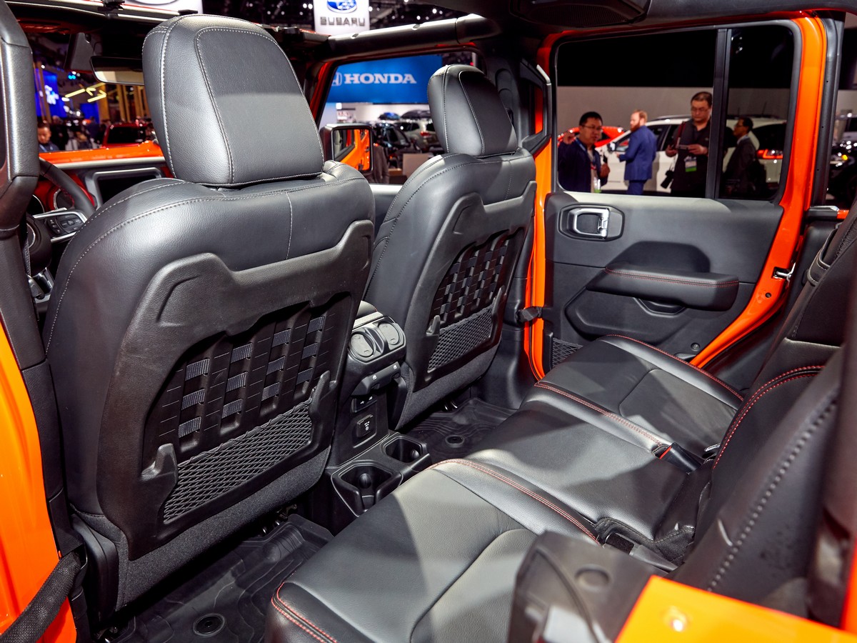 23 2020 Jeep Gladiator LA