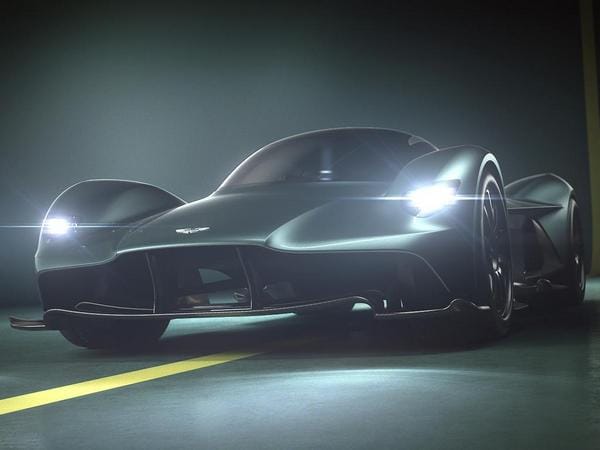 25 Aston Martin Valkyrie Ultracar