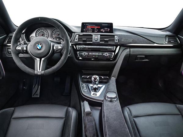 25 Bmw M4 Cs