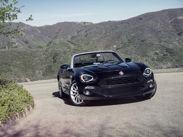 26 2017 Fiat 124 Spider