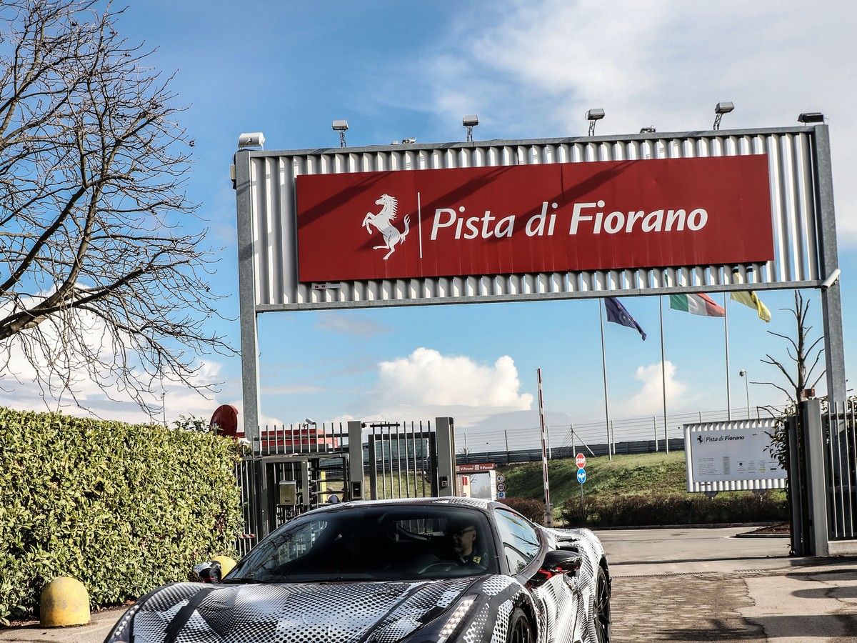 26 2019 Ferrari 488 Pista