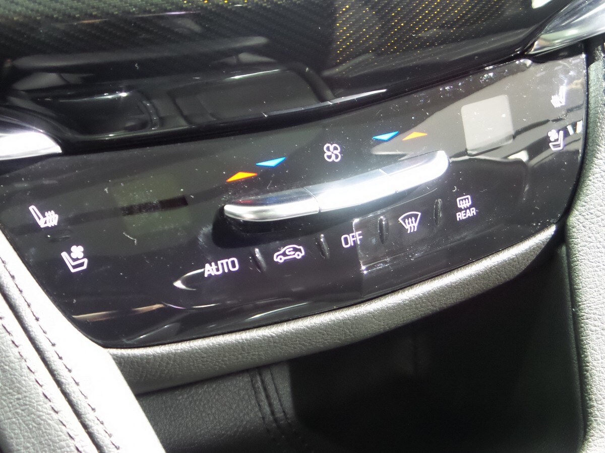 26 2020 Cadillac XT6 Debut