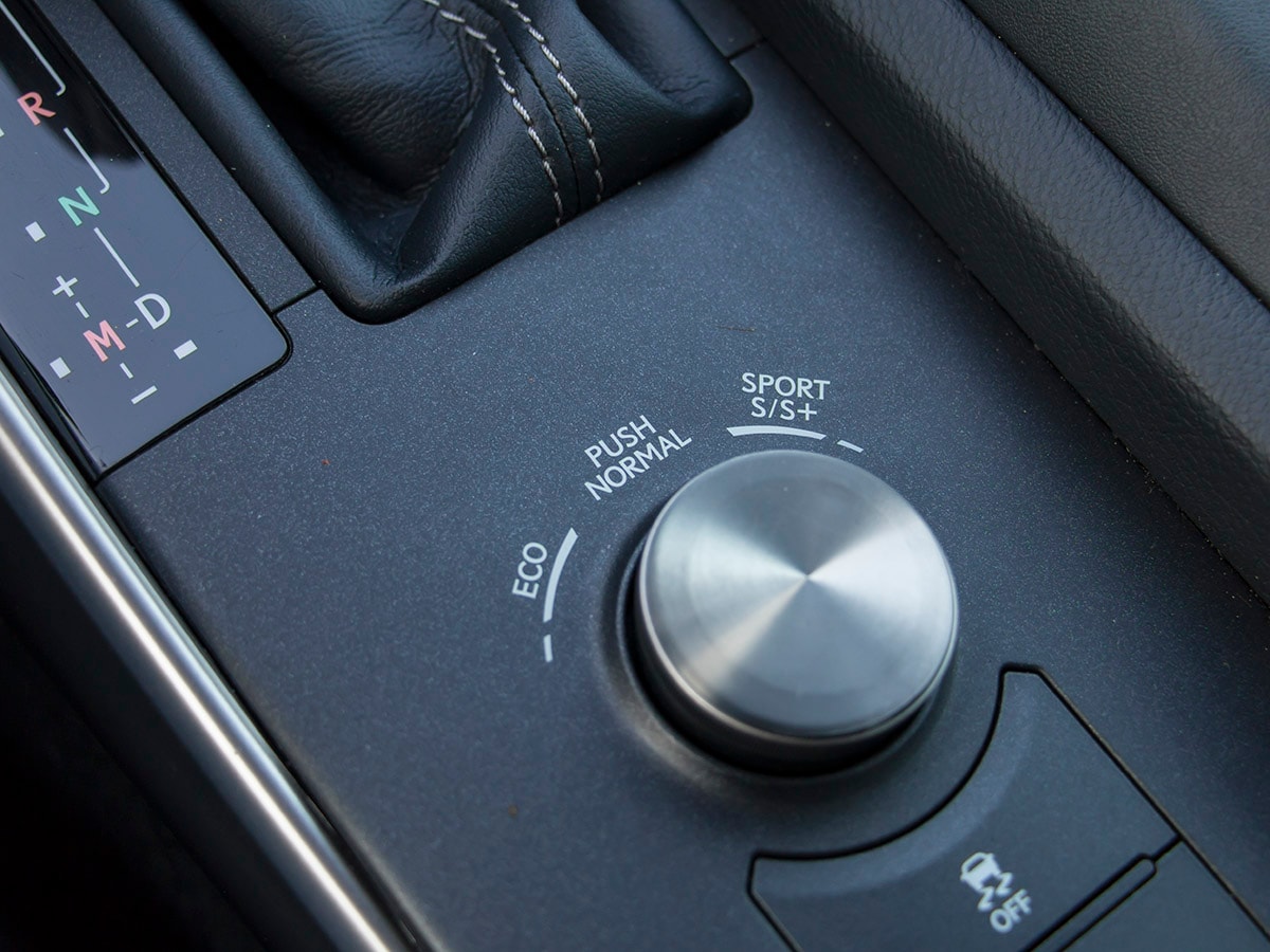 27 2016 Lexus IS 350 F Sport Long Term Interior