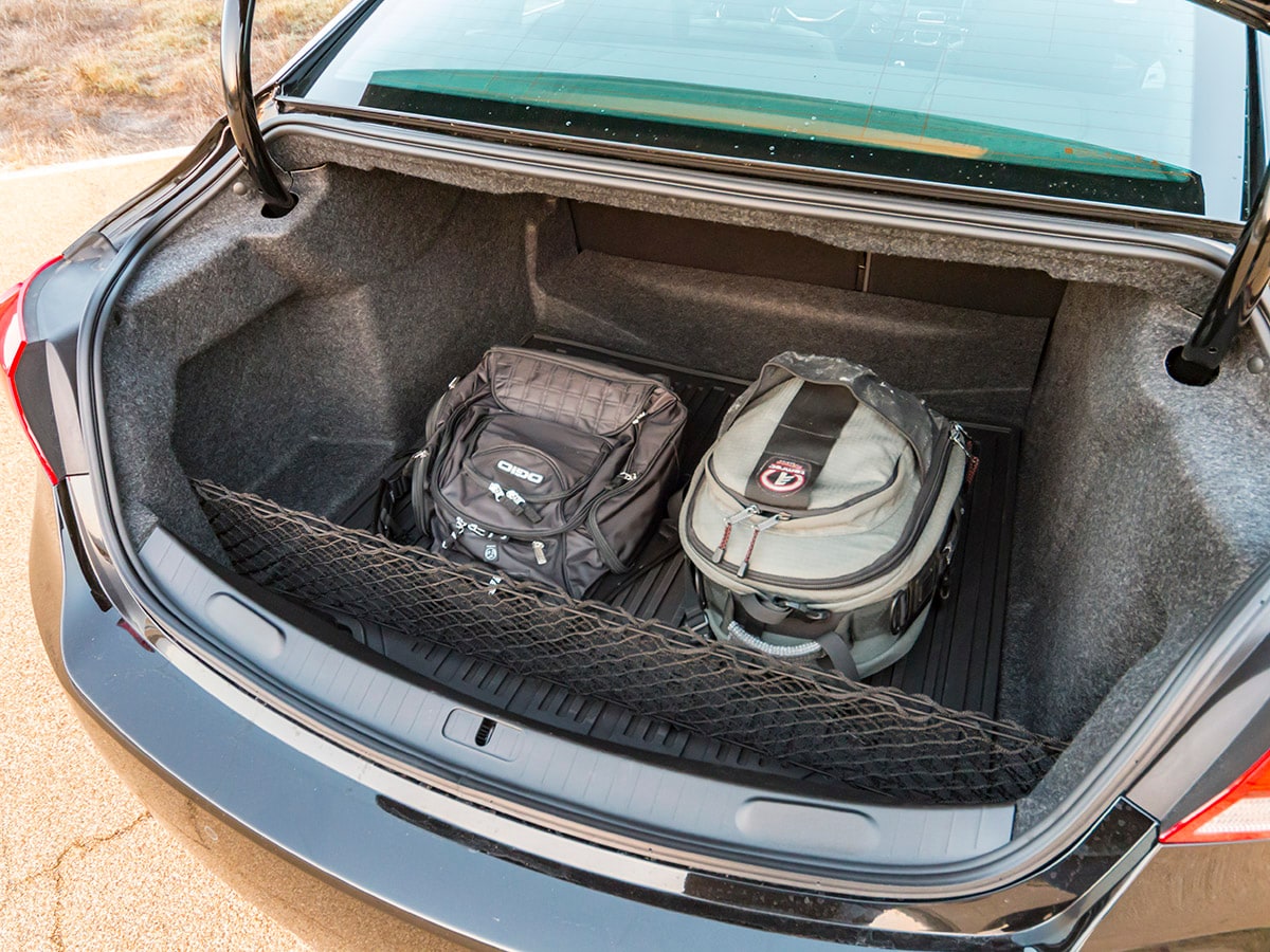 27 2018 Chevrolet Impala Cargo KBB