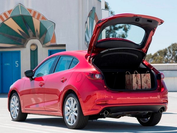 28 2017 Mazda Mazda3