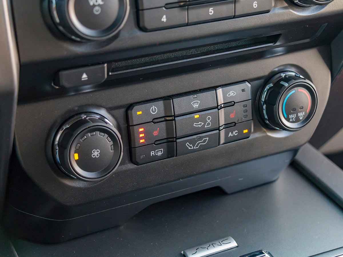 28 2018 Ford F 150 BB Interior KBB