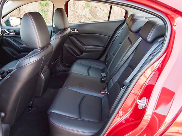 29 2015 Mazda3 KBB