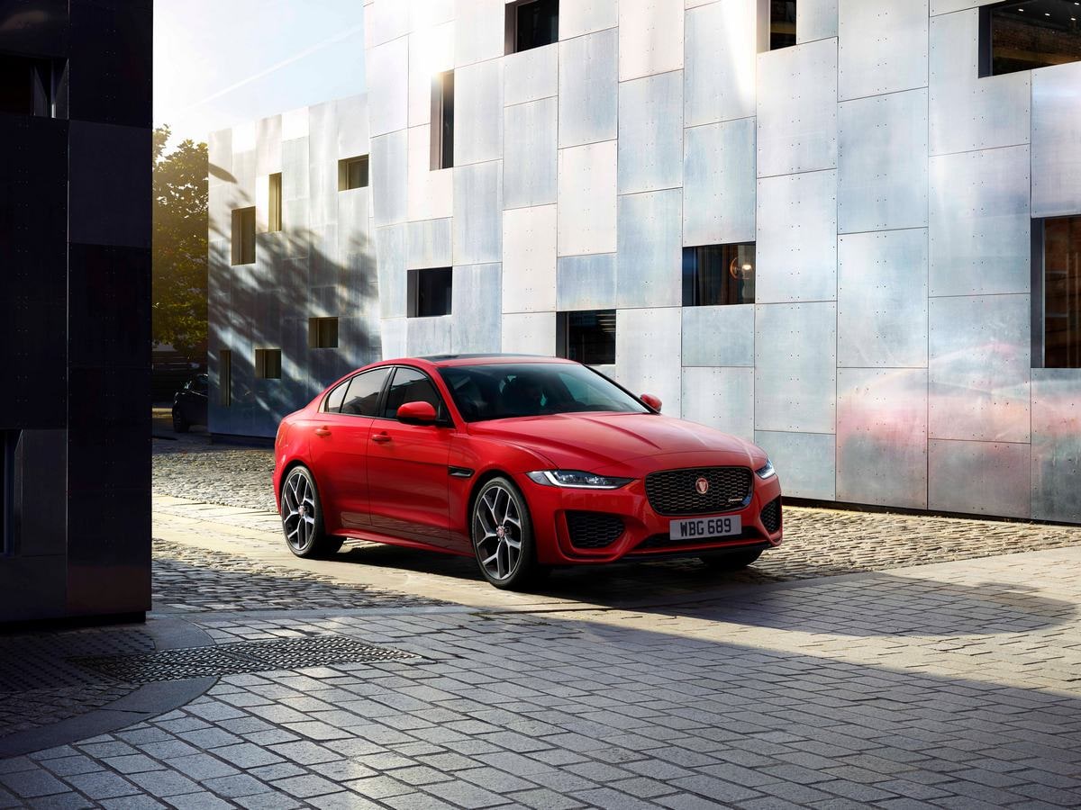 2a 2020 Jaguar Xe Red Oem