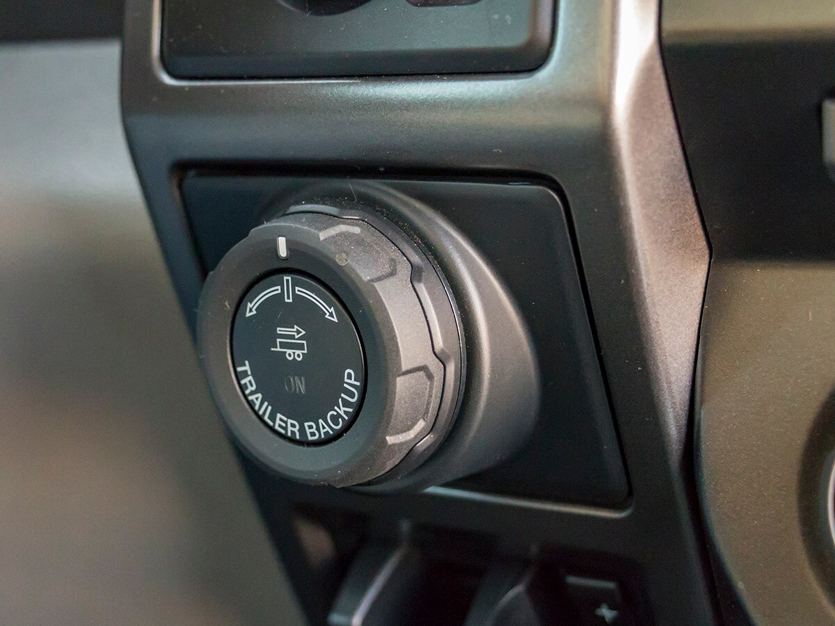 30 2018 Ford F 150 BB Interior KBB