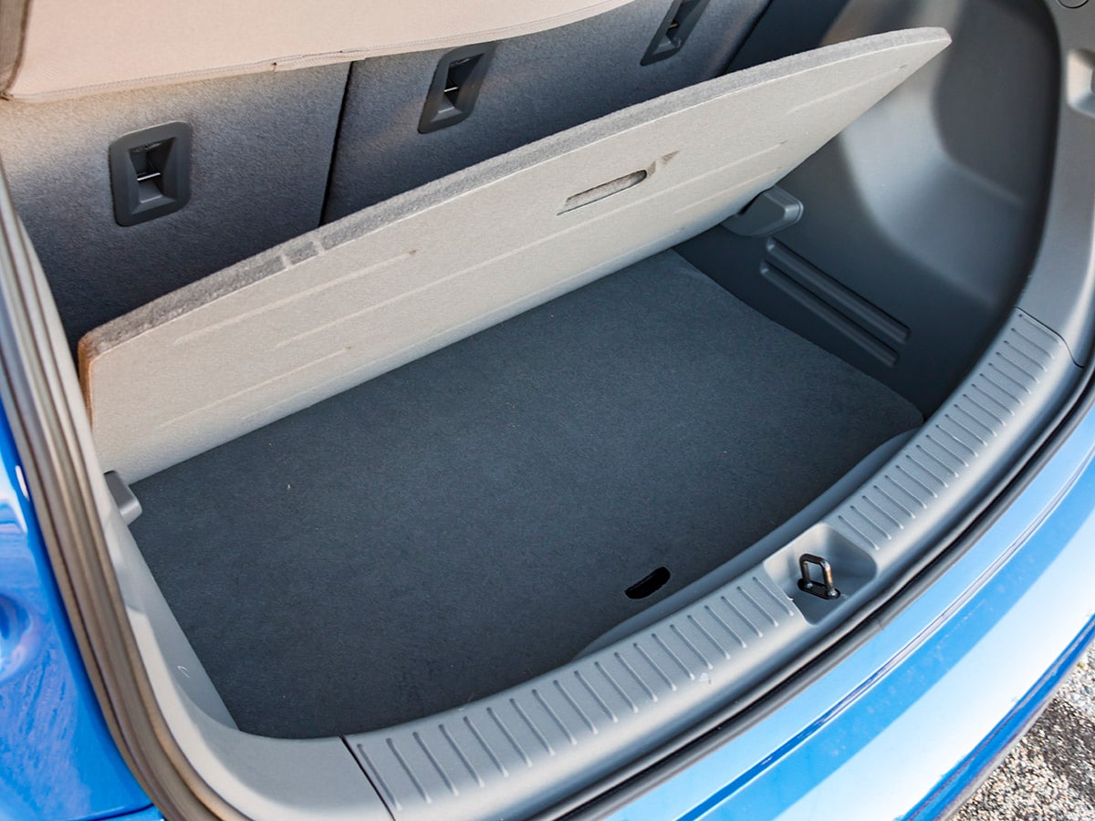 31 2017 Chevrolet Bolt KBB
