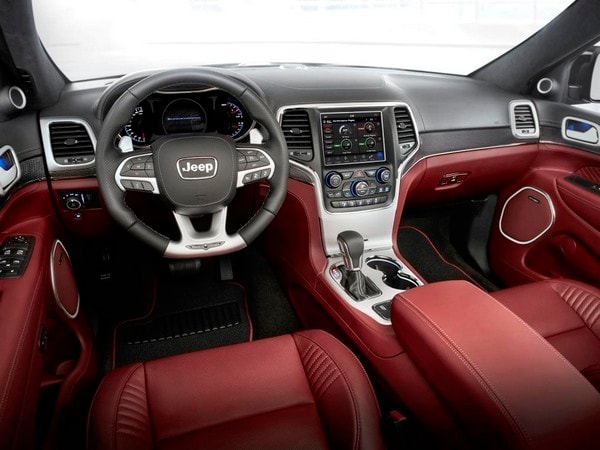 31 2018 Jeep Grand Cherokee Trackhawk