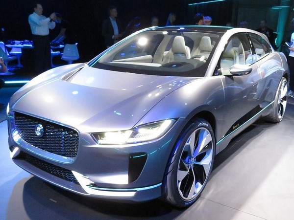 31 Jaguar I Pace Concept
