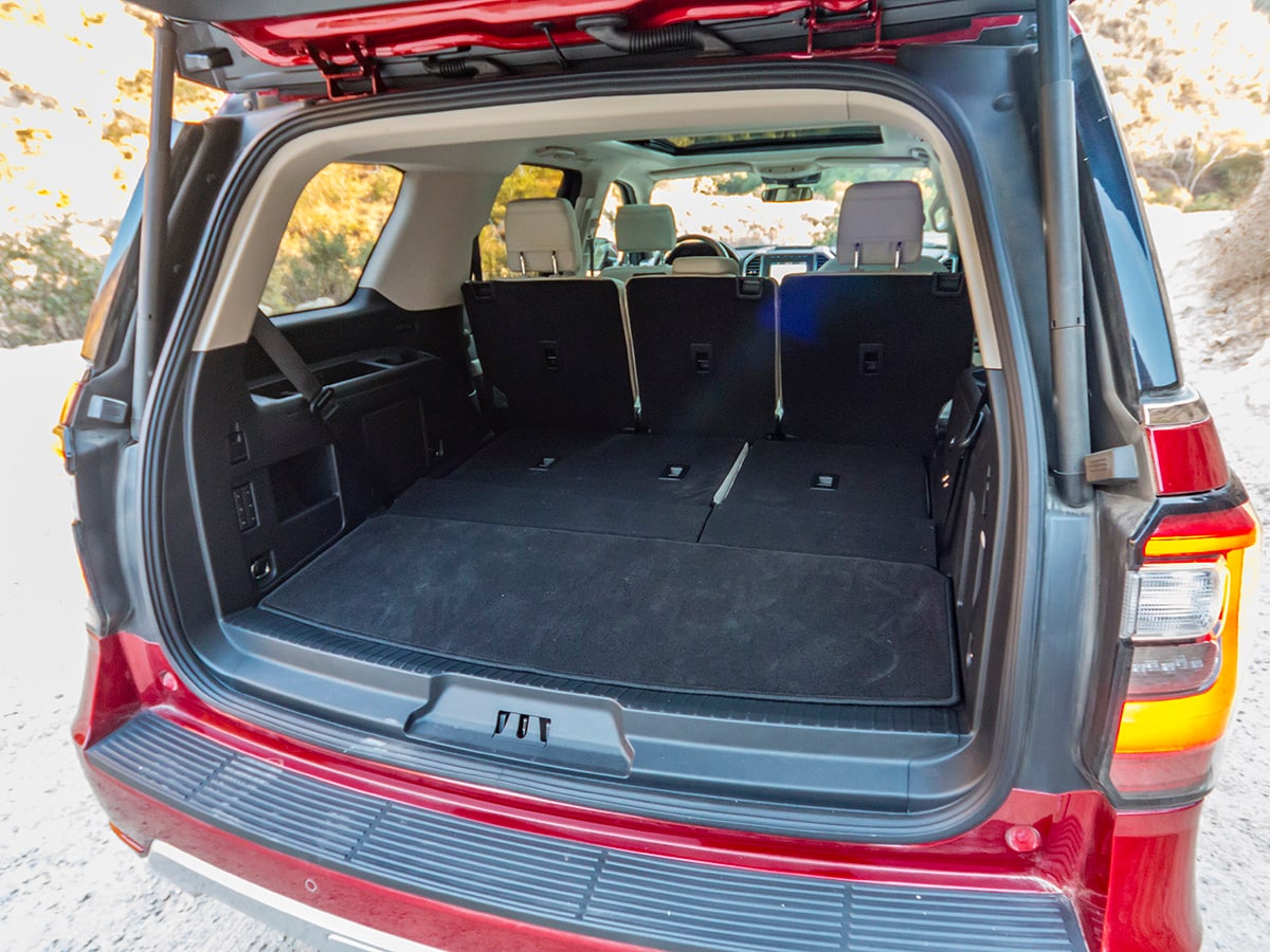 32 2018 Ford Expedition Platinum Cargo KBB