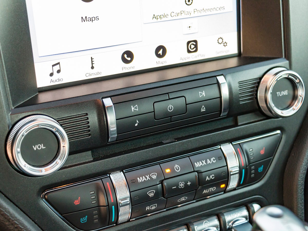 32 2018 Ford Mustang EcoBoost Interior KBB