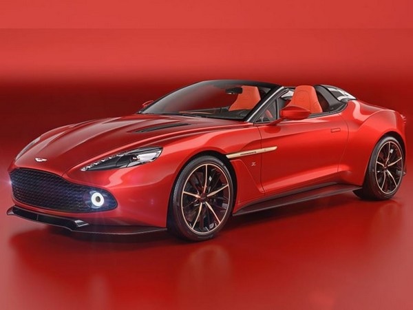32 2018 Aston Martin Zagato Speedster