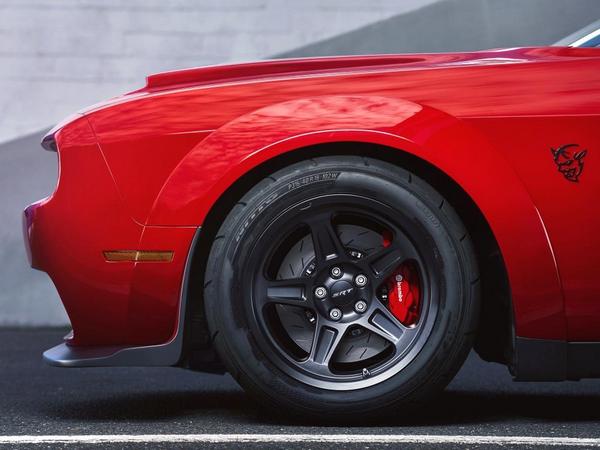 32 2018 Dodge Challenger Srt Demon