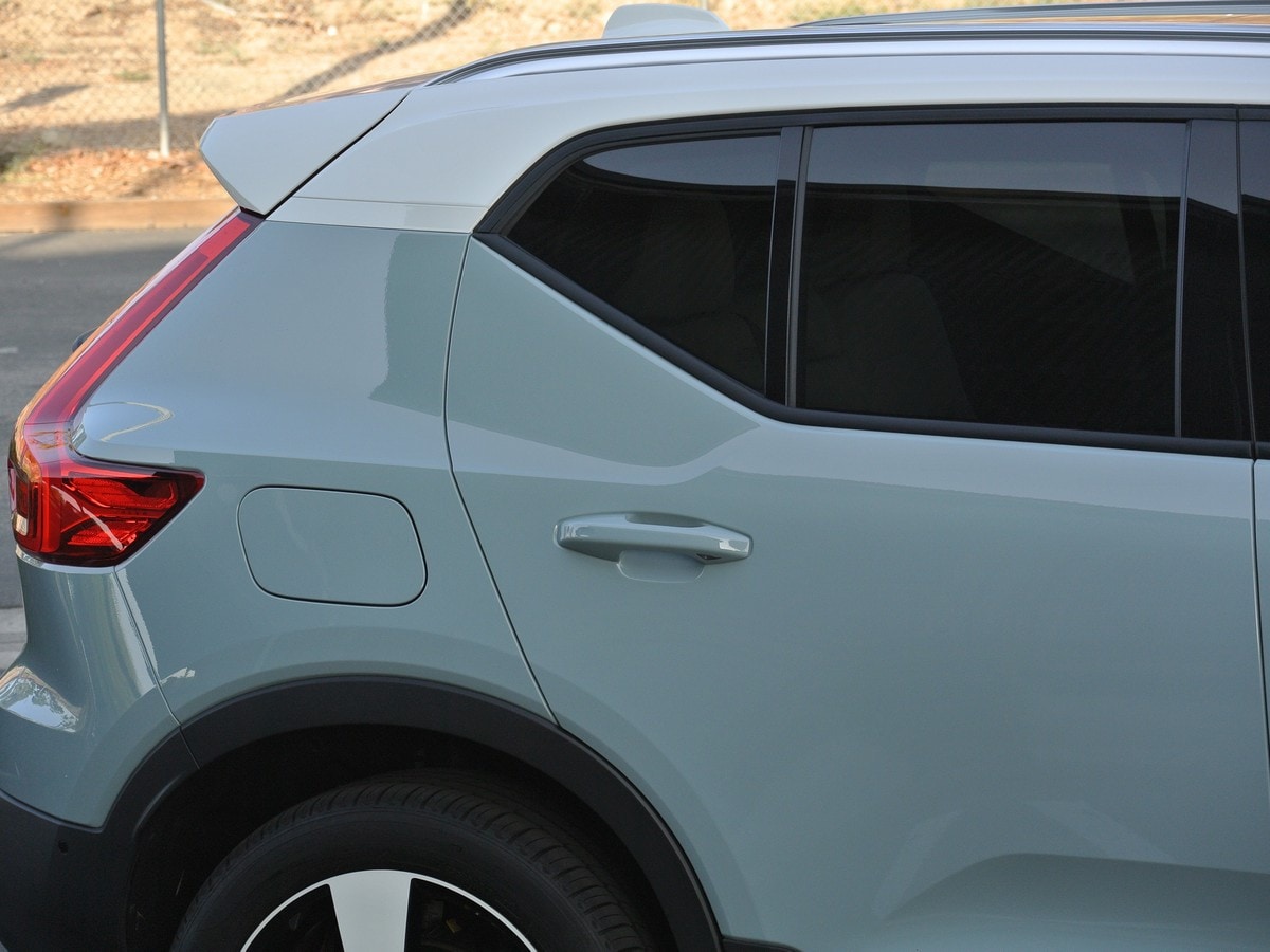 32 2019 Volvo XC40 Long Term