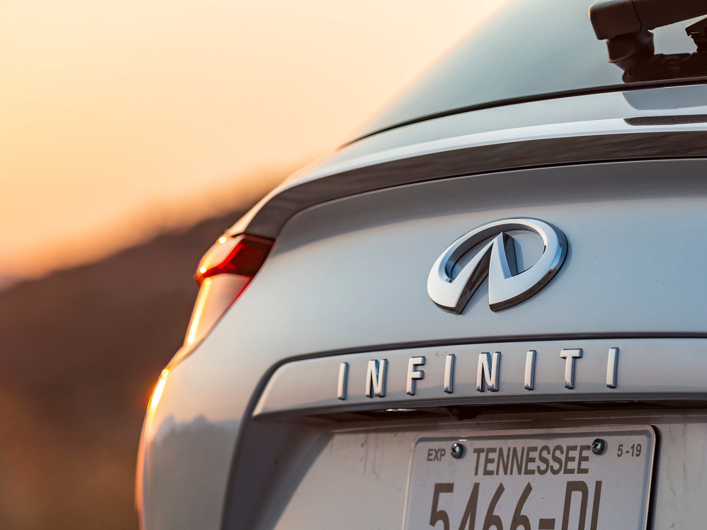 33 2019 Infiniti QX50 LT Exterior KBB