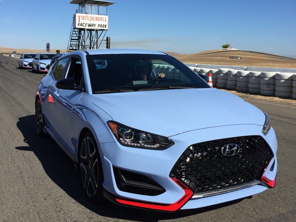 33 2019 Hyundai Veloster N Thunderhill