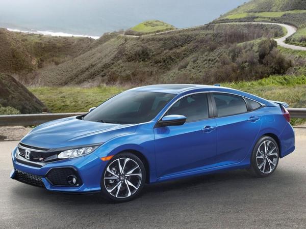 34 2017 Honda Civic Si