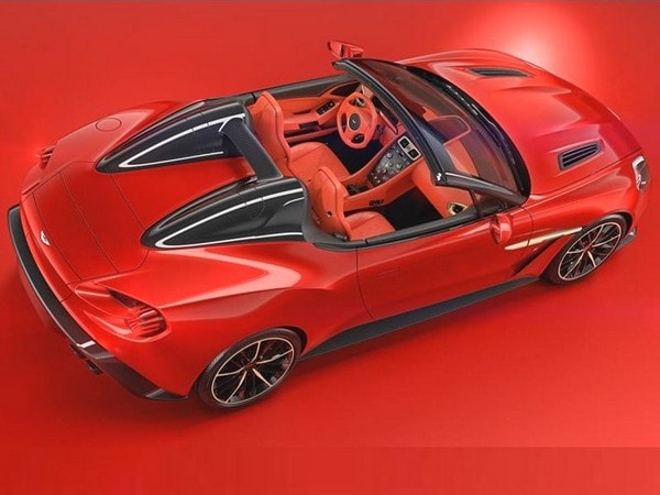 34 2018 Aston Martin Zagato Speedster
