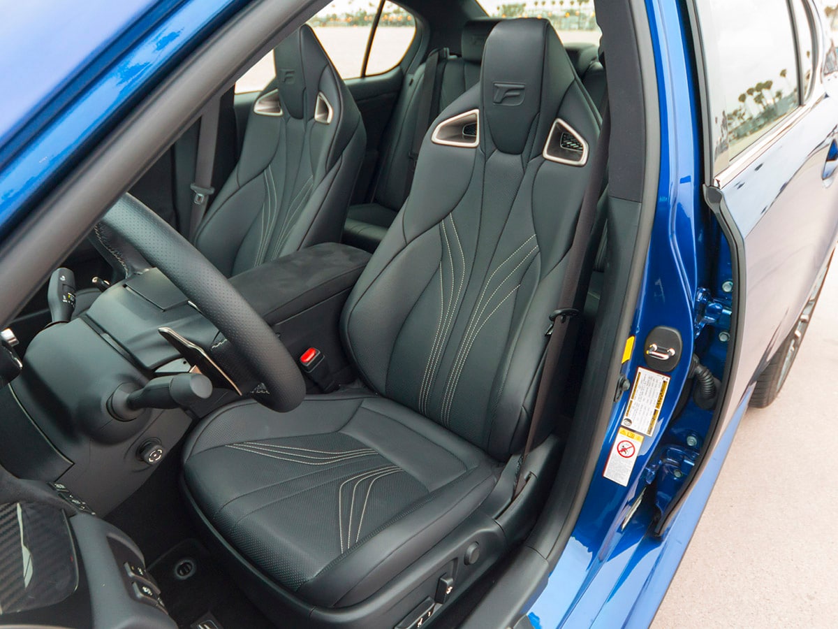 35 2016 Lexus GS F Interior