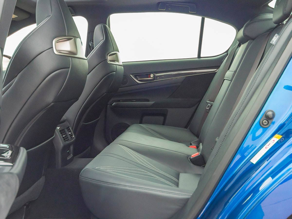 36 2016 Lexus GS F Interior