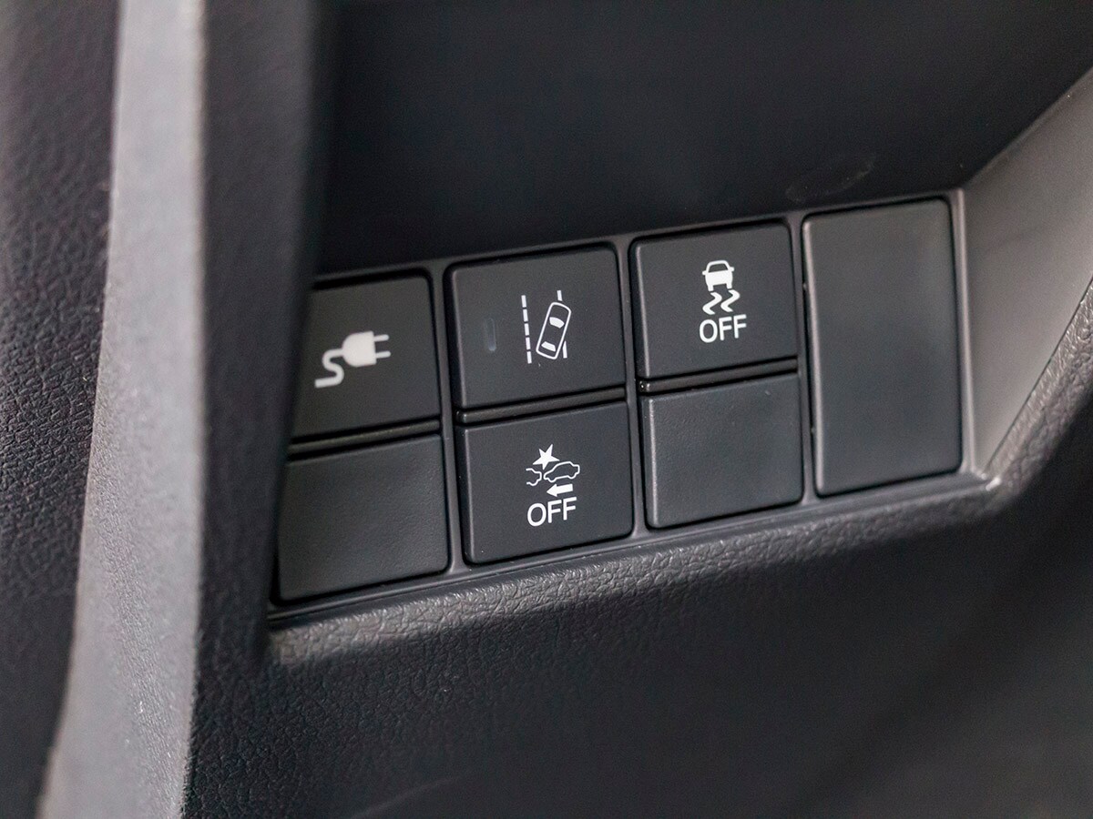 36 2018 Honda Clarity PHEV Interior KBB