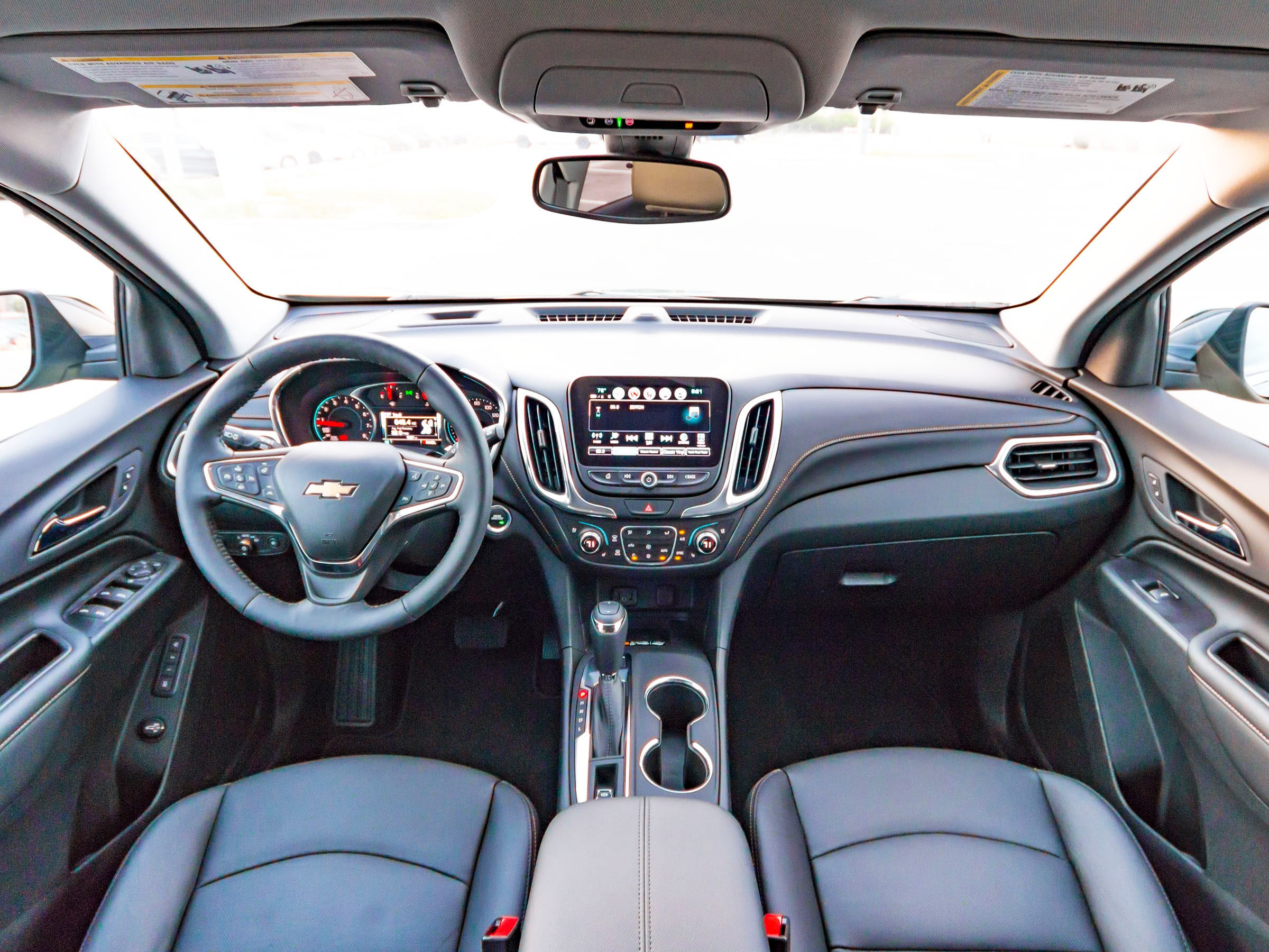 37 2018 Chevrolet Equinox Turbo Interior KBB