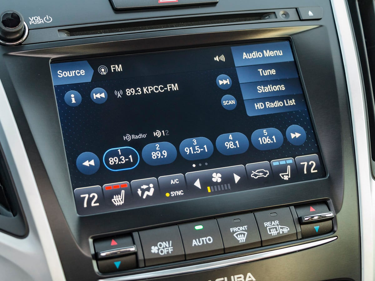 39 2018 Acura TLX A Spec Long Term Interior KBB