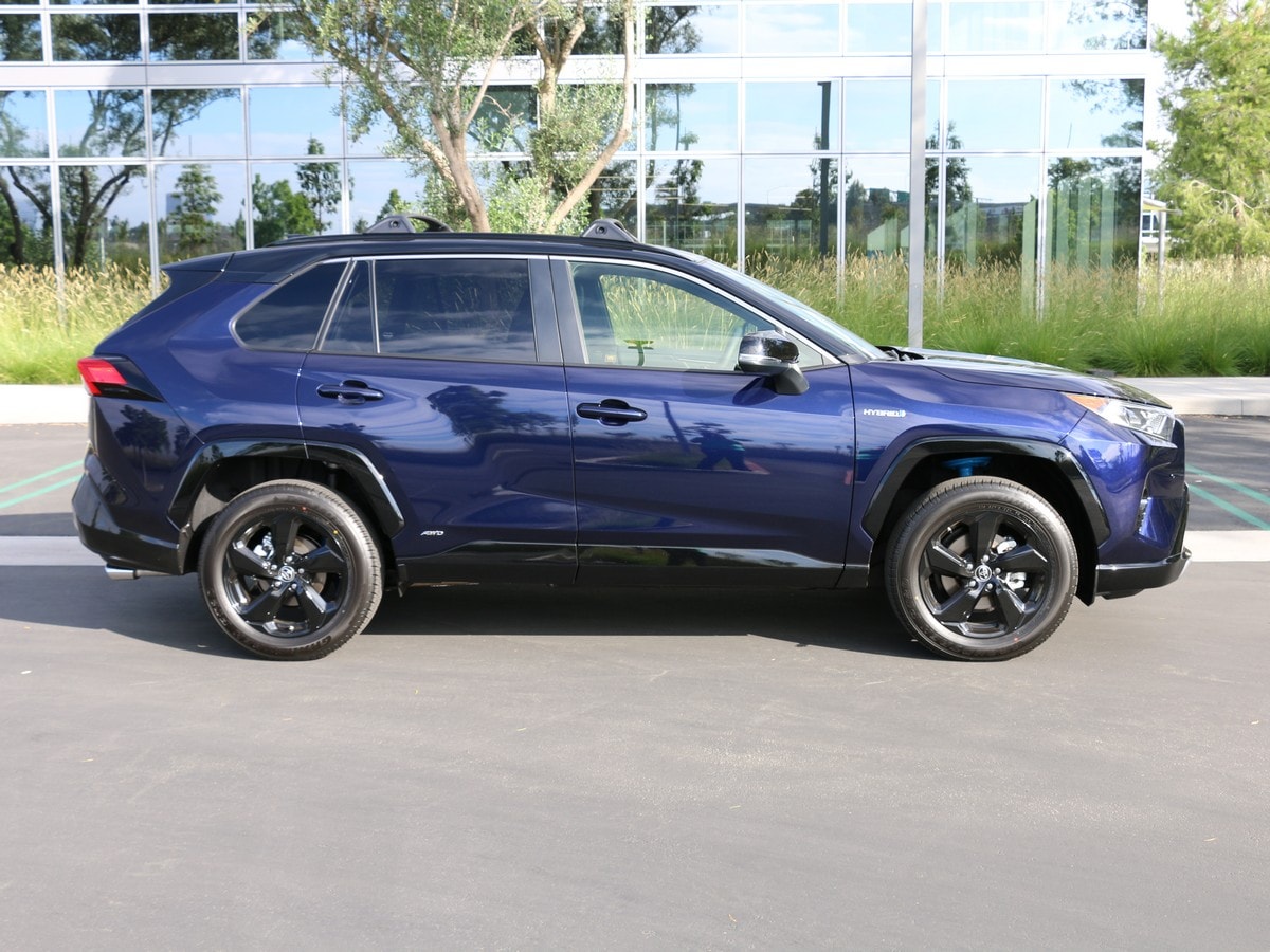 3a 2019 Toyota RAV4 KBB