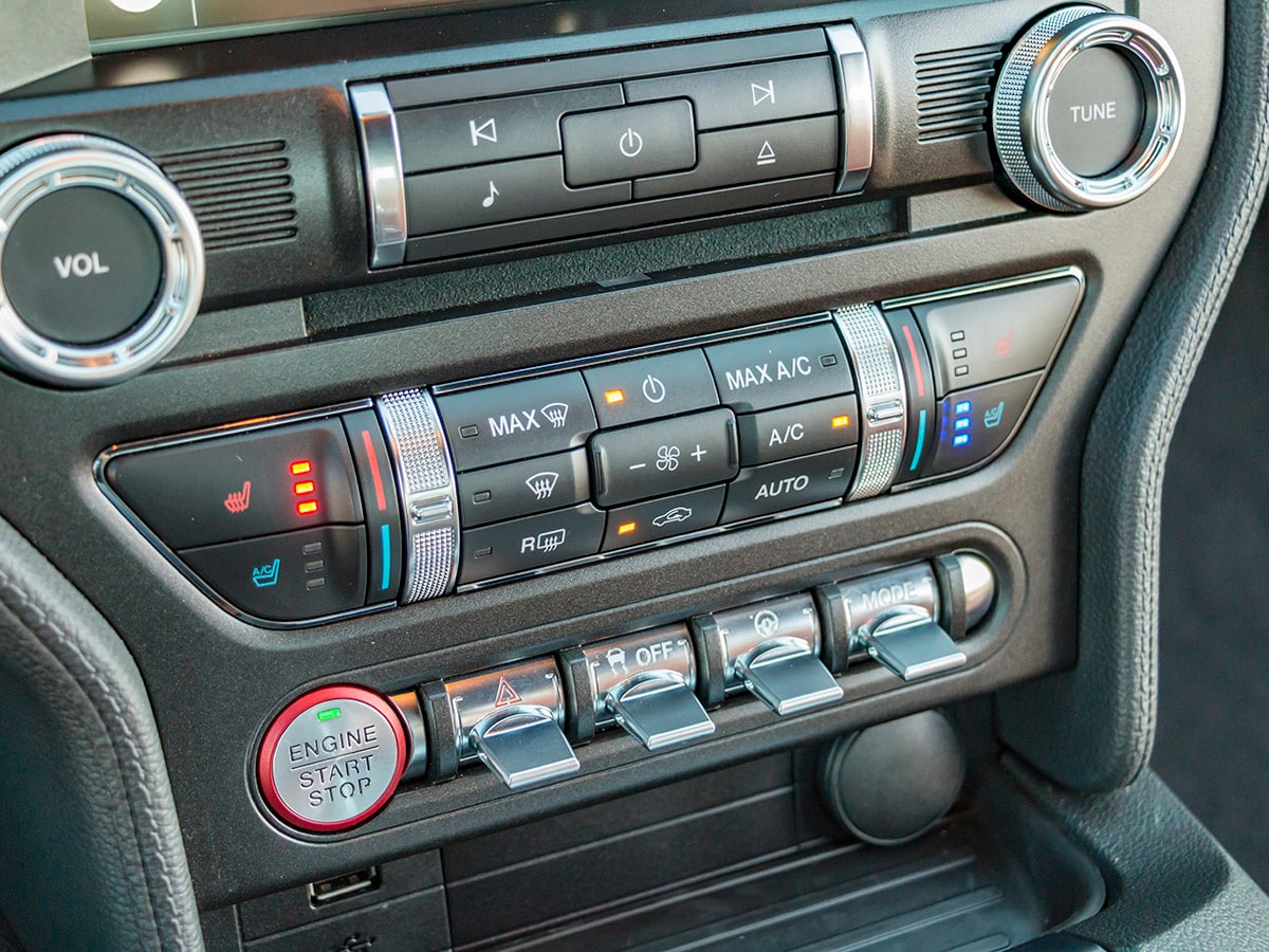 41 2018 Ford Mustang GT Interior KBB
