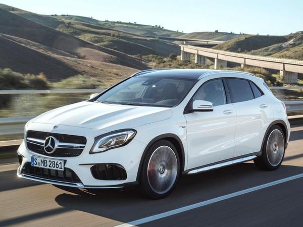 41 2018 Mercedes Amg Glk45 4matic