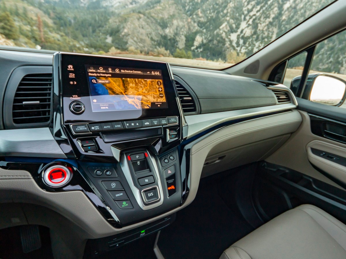 42 2018 Honda Odyssey LT Interior KBB