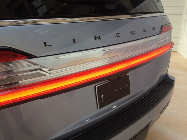 42 2018 Lincoln Navigator Debut