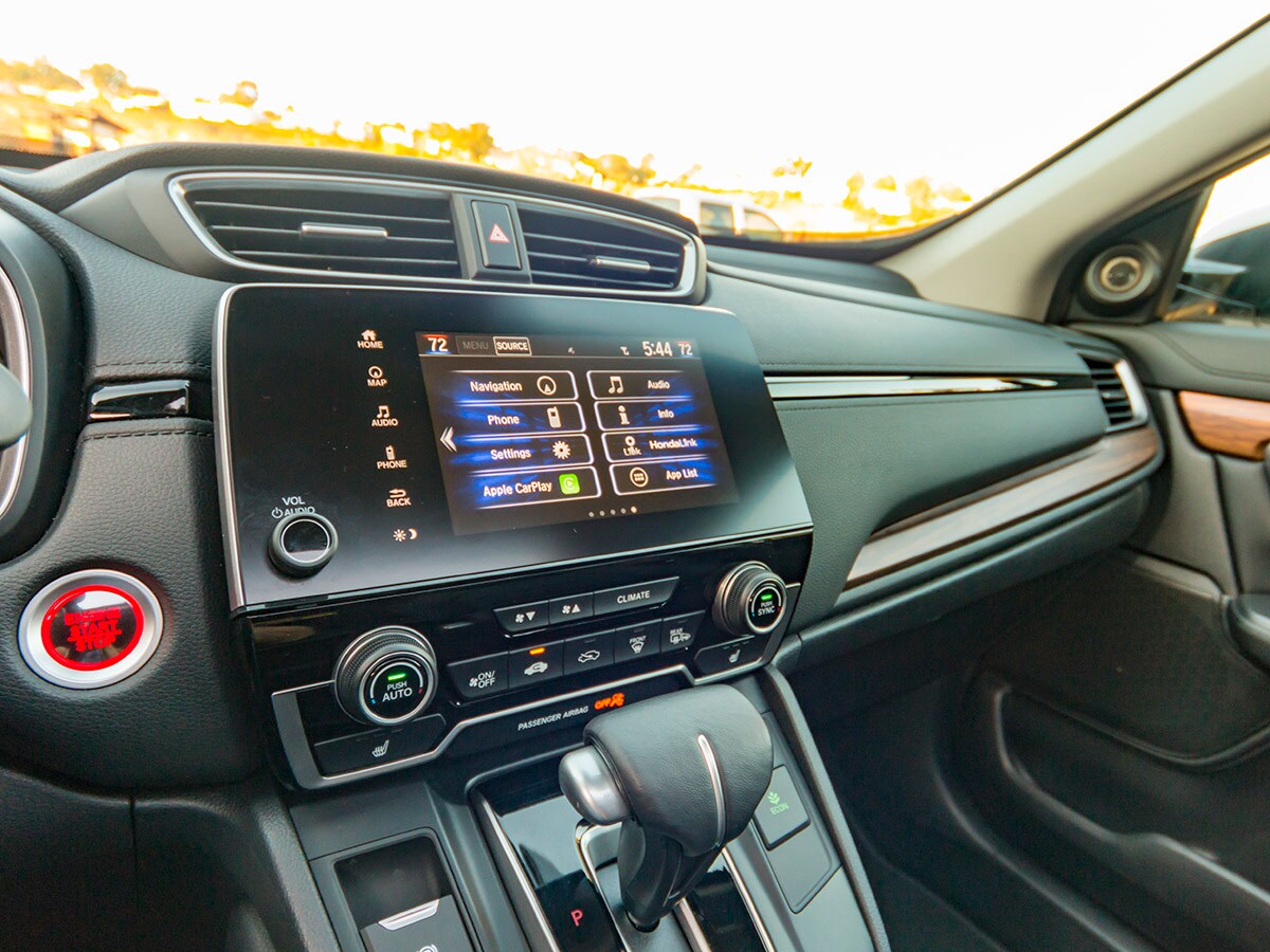 43 2017 Honda CR V Interior BB KBB