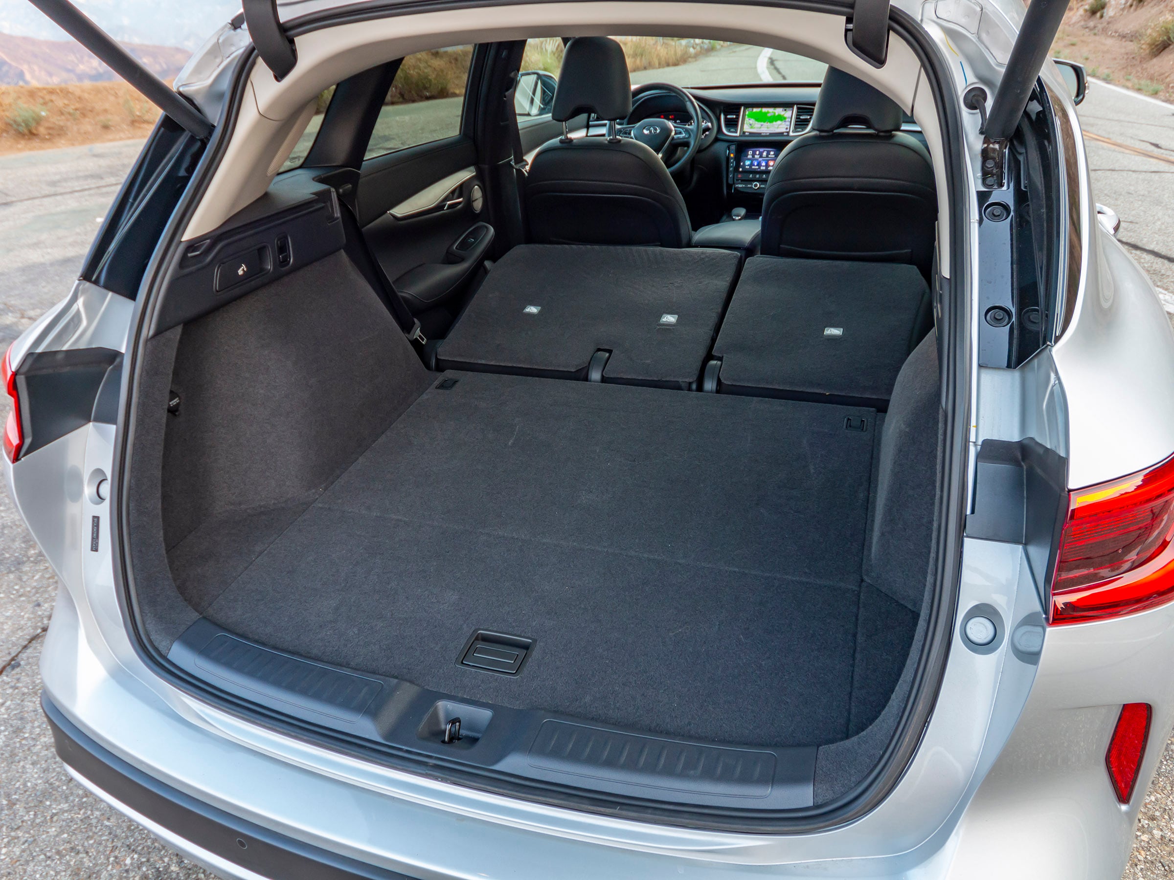45 2019 Infiniti QX50 LT Cargo KBB