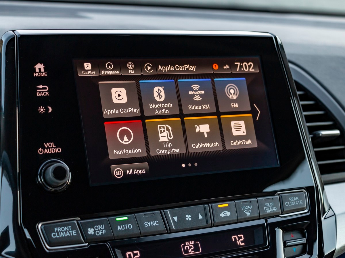 47 2018 Honda Odyssey LT Interior KBB