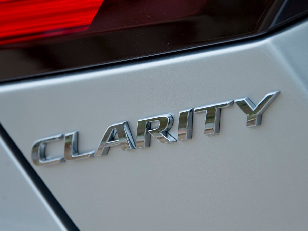 47 2019 Honda Clarity KBB