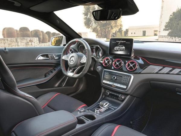 48 2018 Mercedes Amg Glk45 4matic