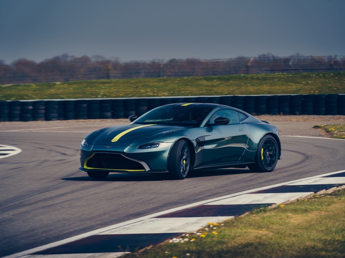 4a 2019 Aston Martin Vantage Amr