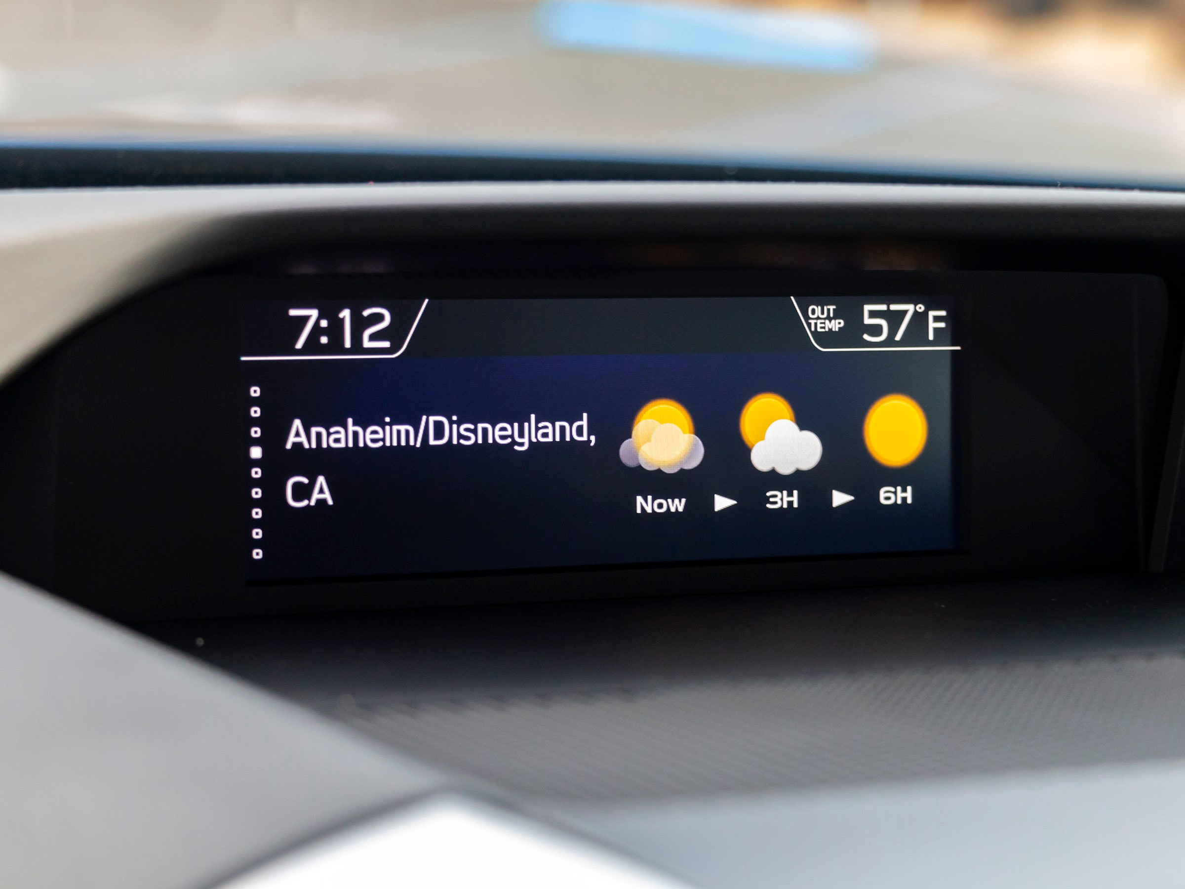 54 2019 Subaru Ascent LT Interior KBB
