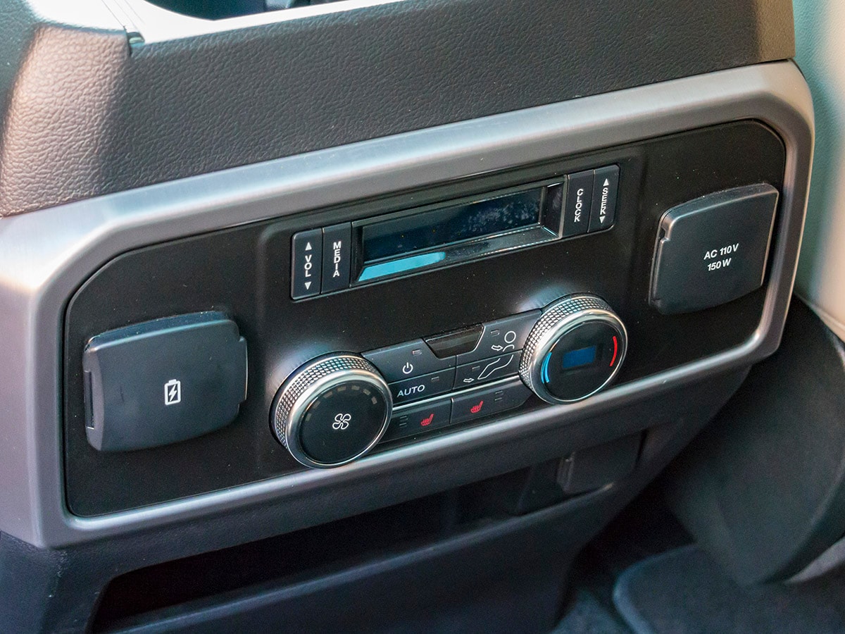 67 2018 Ford Expedition Platinum Interior KBB