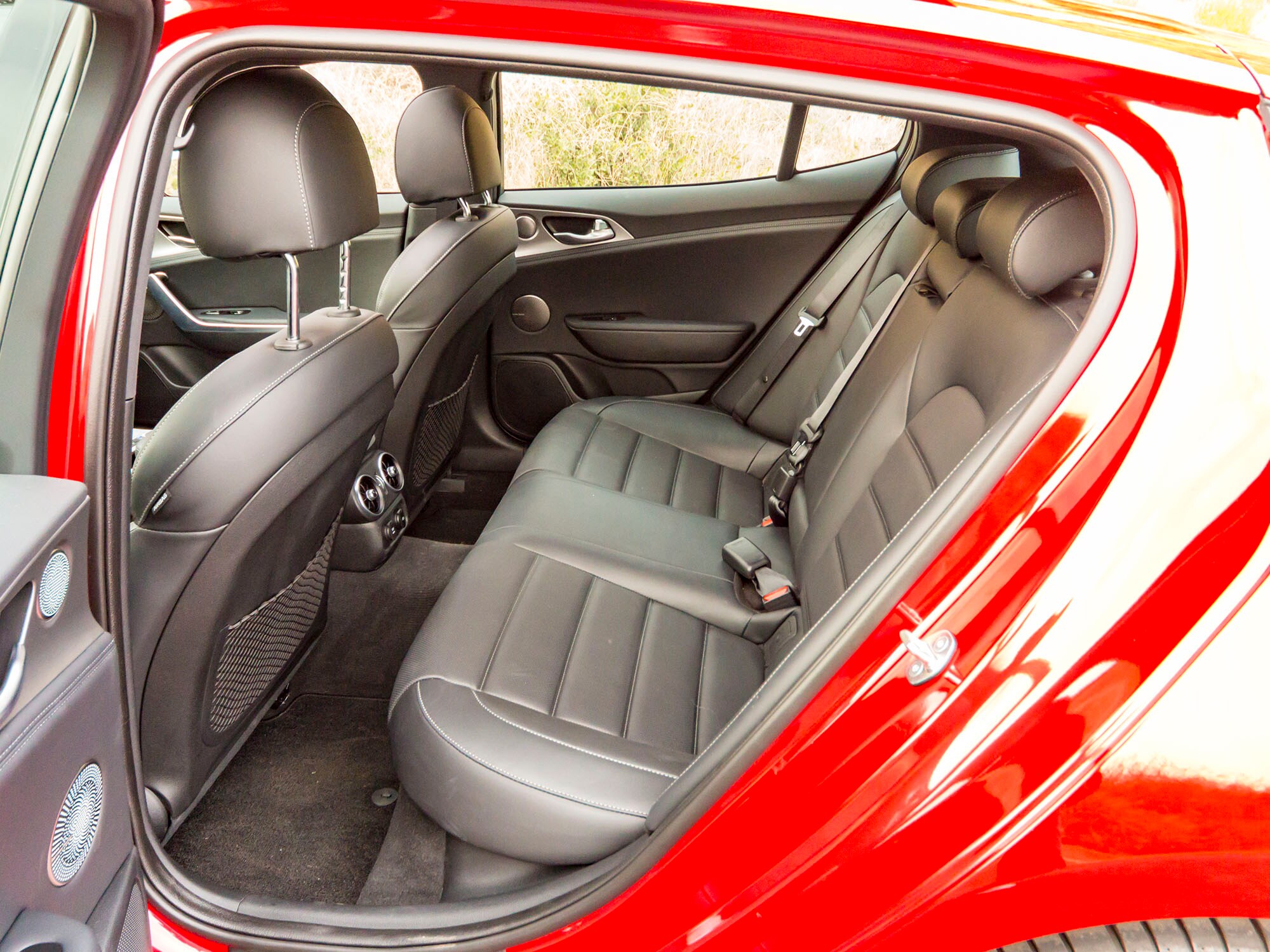 69 2018 Kia Stinger Long Term Interior KBB
