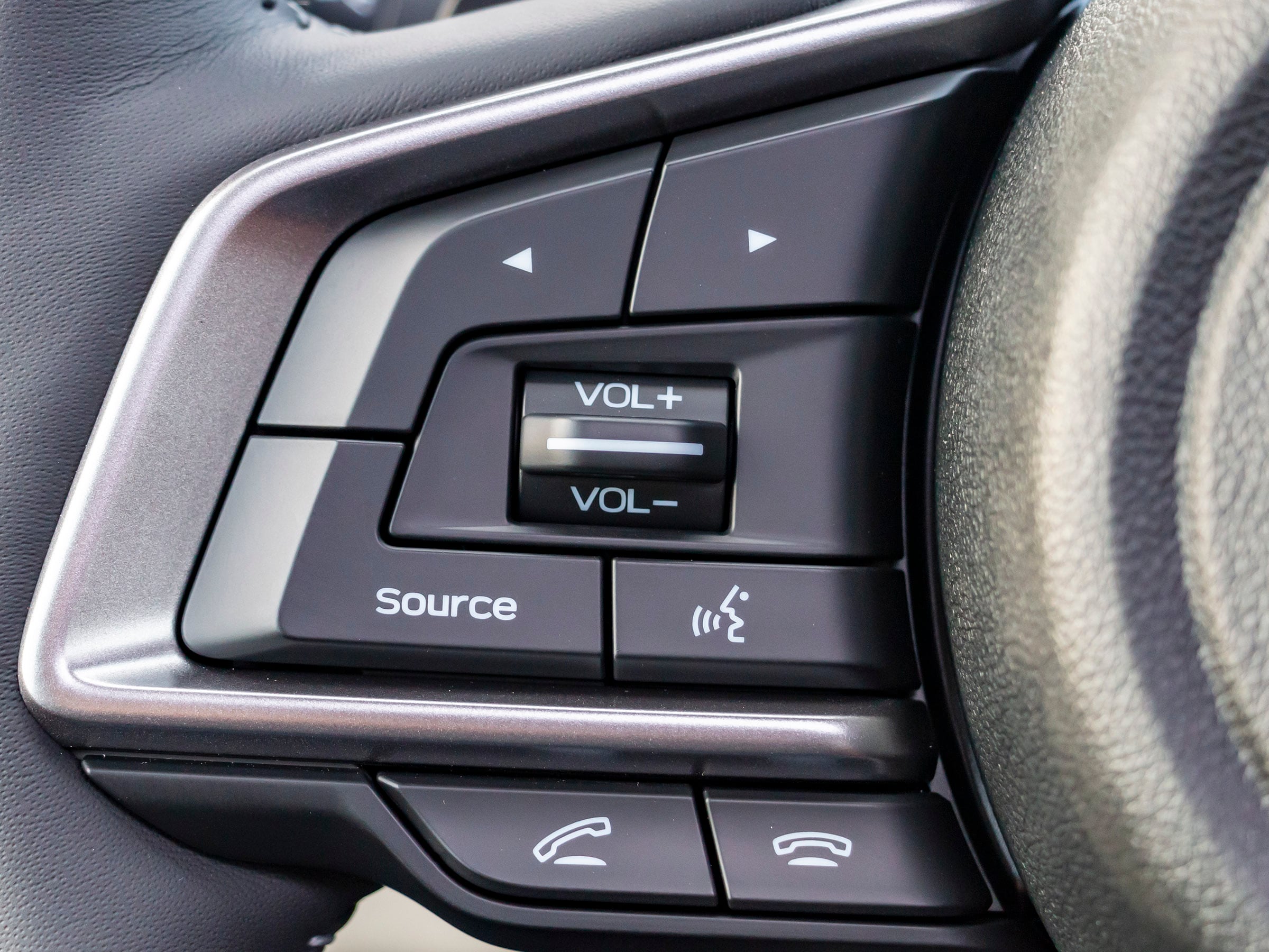 72 2019 Subaru Ascent LT Interior KBB
