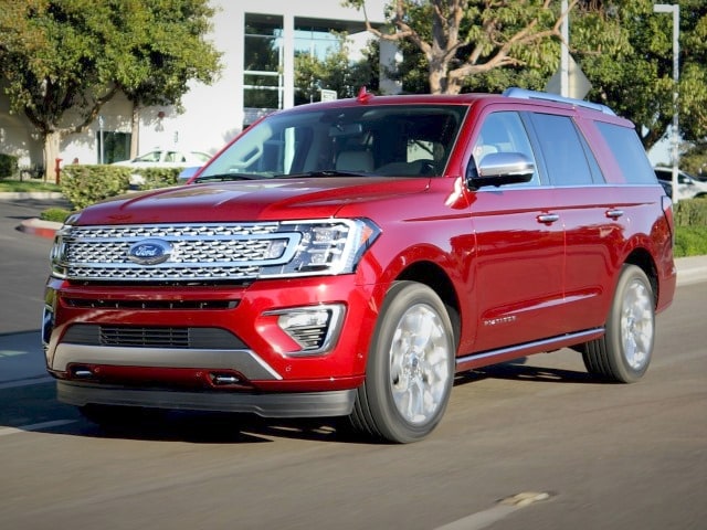 75 2018 Ford Expedition Action Front Bb
